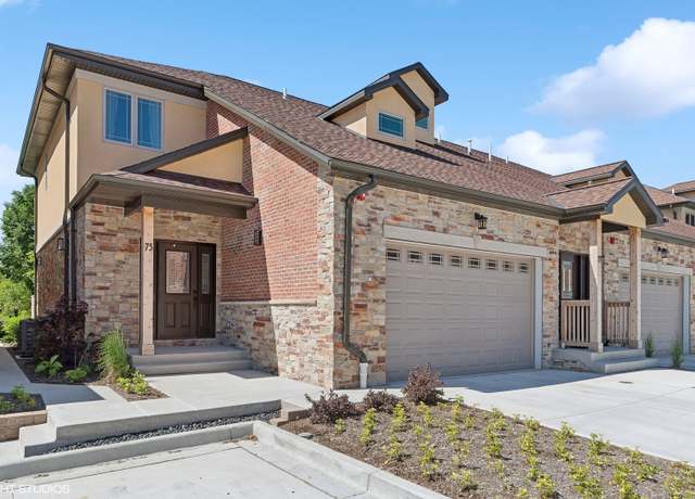 Property at 75 Prairie Ct, Wheeling, IL 60090, 3 beds, 3.5 baths
