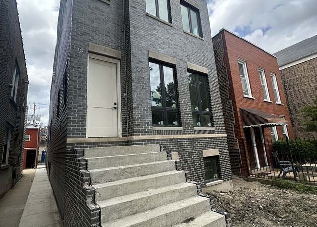 Property at 2638 W Superior St, Chicago, IL 60612, 5 beds, 3.5 baths
