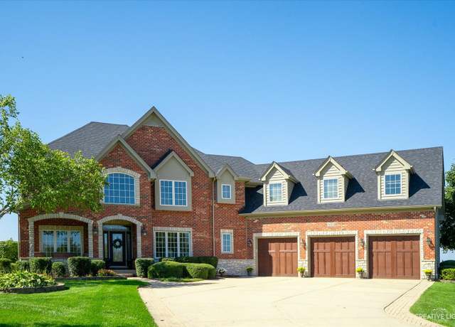 Property at 5085 Half Round Rd, Oswego, IL 60543, 4 beds, 4 baths