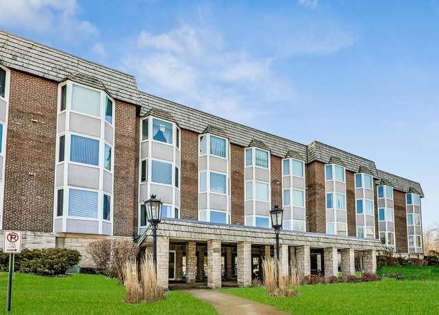 Property at 500 Thames Pkwy Unit 1C, Park Ridge, IL 60068, 2 beds, 2 baths