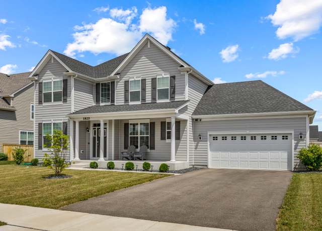 Property at 1825 Coralito Ln, Elgin, IL 60124, 4 beds, 2.5 baths