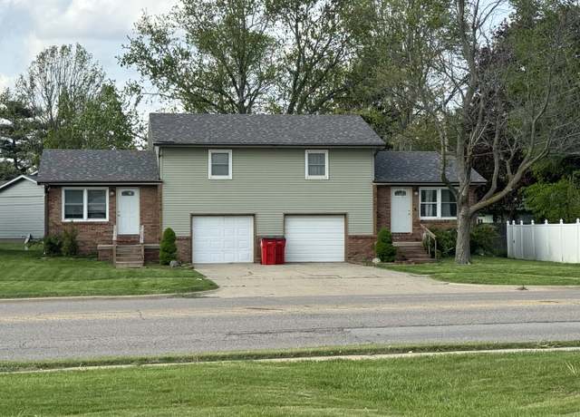 Property at 2904 W Kirby Ave, Champaign, IL 61821, 4 beds, 2 baths