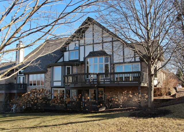 Property at 10546 Golf Rd, Orland Park, IL 60462, 3 beds, 3 baths