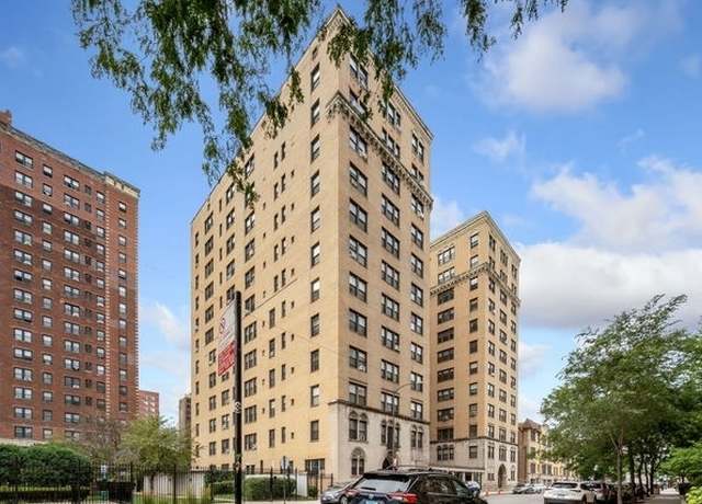 Property at 1755 E 55th St #1204, Chicago, IL 60615, 2 beds, 2 baths