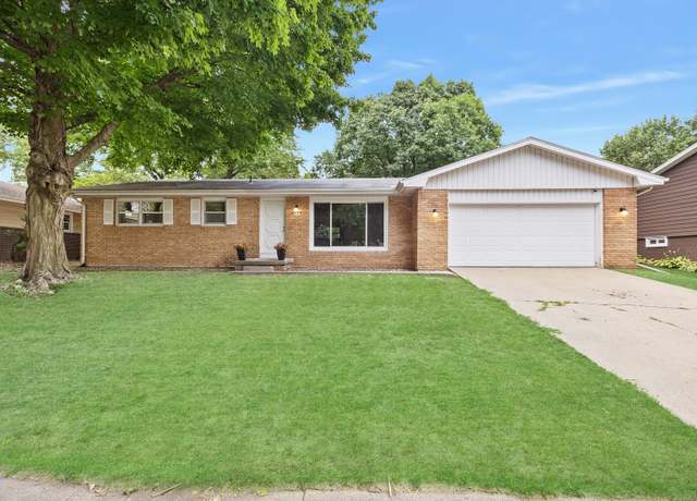 Property at 210 Arlington Dr, Normal, IL 61761, 3 beds, 2 baths