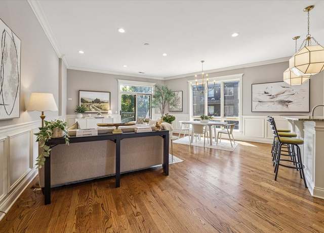 Property at 3534 N Hermitage Ave #303, Chicago, IL 60657, 2 beds, 2 baths
