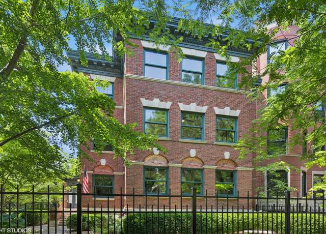 Property at 4616 N Magnolia Ave #3, Chicago, IL 60640, 4 beds, 2.5 baths