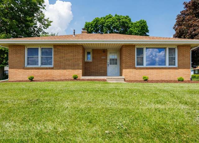 Property at 1201 S Mercer Ave, Bloomington, IL 61701, 3 beds, 2 baths