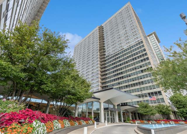 Property at 3550 N Lake Shore Dr #2406, Chicago, IL 60657, 1 bed, 1 bath