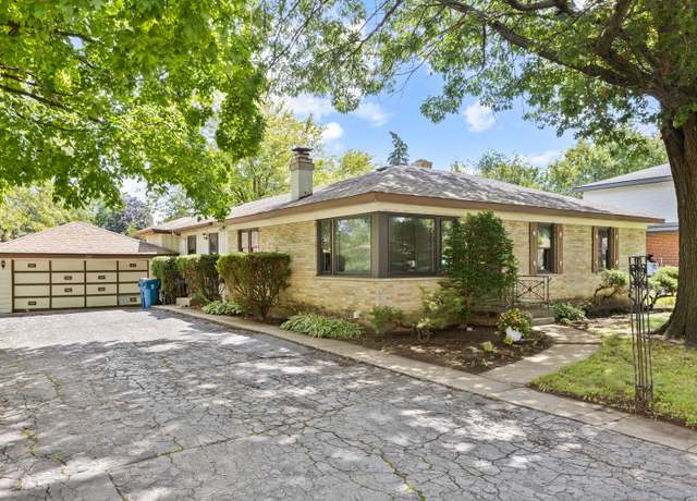 Property at 259 Pine Ln, Bensenville, IL 60106, 4 beds, 2 baths
