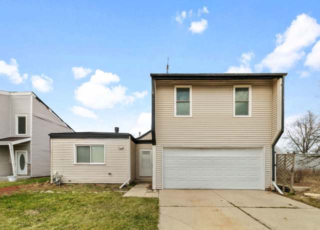 Property at 902 Fiesta Ct, University Park, IL 60484, 3 beds, 2 baths