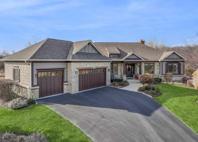 Property at 10019 Henning Dr, Huntley, IL 60142, 3 beds, 2 baths