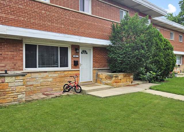 Property at 180 E Northwest Hwy Unit F, Des Plaines, IL 60016, 2 beds, 1.5 baths