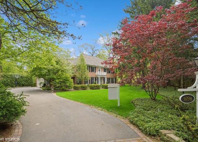Property at 1098 Fisher Ln, Winnetka, IL 60093, 4 beds, 4.5 baths