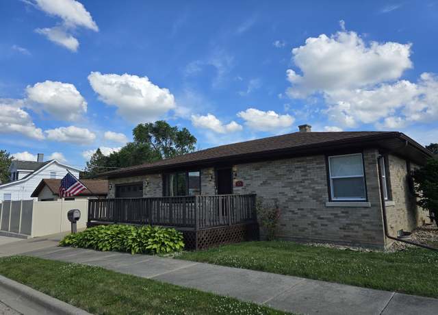 Property at 418 Russell St, Joliet, IL 60435, 2 beds, 1.5 baths
