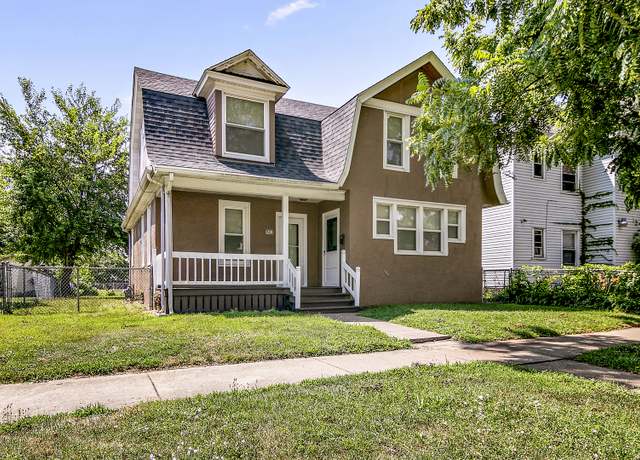Property at 219 S 3rd Ave, Kankakee, IL 60901, 4 beds, 1.5 baths
