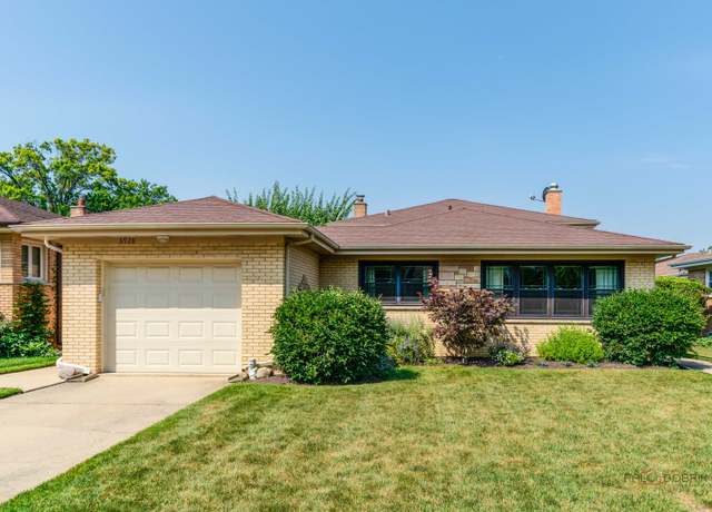 Property at 8928 Oswego Ave, Morton Grove, IL 60053, 3 beds, 2 baths