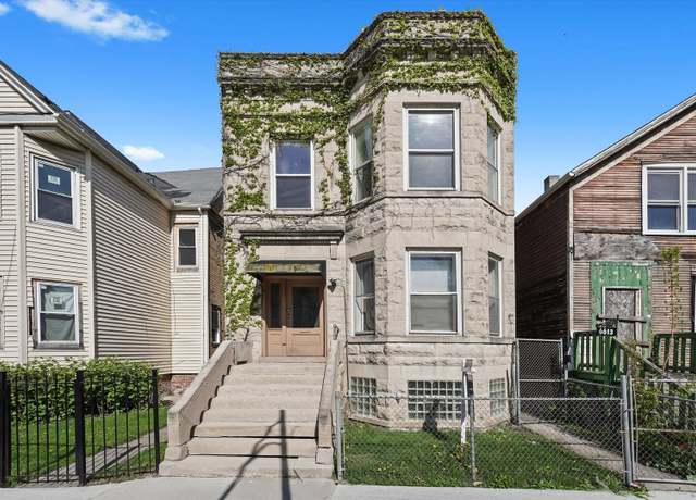 Property at 6611 S Peoria St, Chicago, IL 60621, 5 beds, 2 baths
