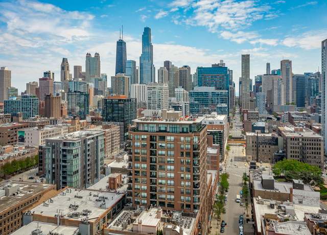 Property at 400 W Ontario St #1801, Chicago, IL 60654, 4 beds, 4.5 baths