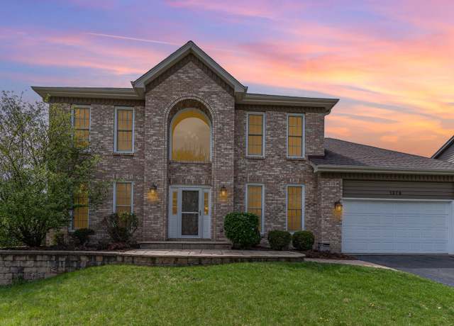 Property at 1379 Hunter Cir, Naperville, IL 60540, 5 beds, 3.5 baths