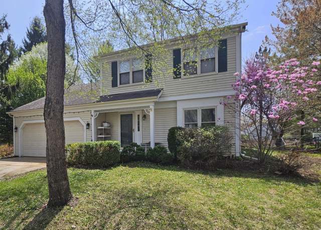 Property at 57 Huntcliff Ct, Fox River Grove, IL 60021, 3 beds, 1.5 baths
