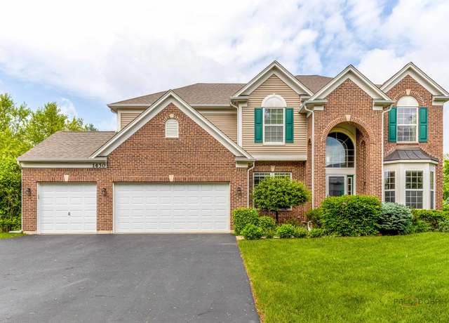 Property at 1430 Mcclellan Ct, Lindenhurst, IL 60046, 5 beds, 3.5 baths