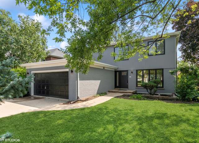 Property at 1003 Crystal Ct, Glenview, IL 60025, 6 beds, 3.5 baths