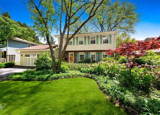 Property at 1532 Chat Ct, Naperville, IL 60565, 4 beds, 3.5 baths