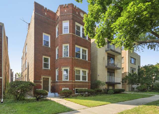 Property at 6124 N Francisco Ave, Chicago, IL 60659, 12 beds, 7 baths