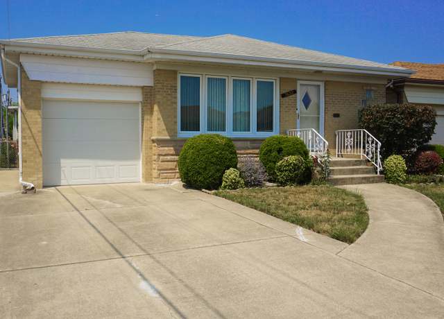 Property at 7632 W Norridge St, Harwood Heights, IL 60706, 3 beds, 2 baths