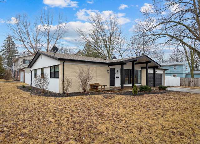 Property at 720 Russell Rd, Dekalb, IL 60115, 4 beds, 2 baths