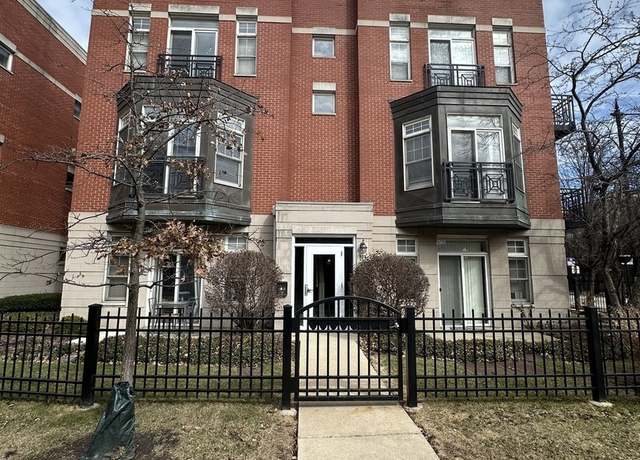 Property at 802 W University Ln Unit 3B, Chicago, IL 60608, 2 beds, 2 baths