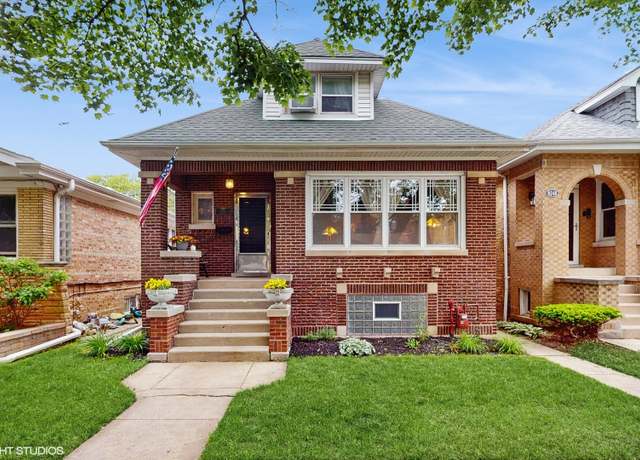 Property at 6250 W Holbrook St, Chicago, IL 60646, 6 beds, 3 baths