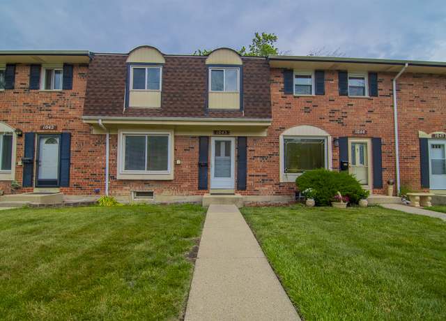 Property at 1043 Lioncrest Dr, Richton Park, IL 60471, 3 beds, 1.5 baths