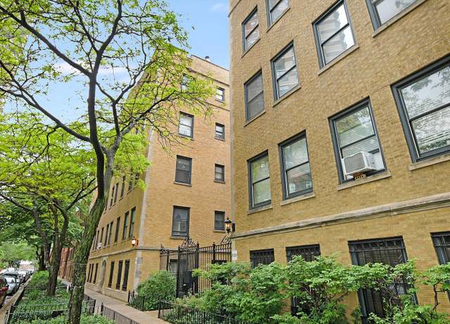 Property at 630 W Waveland Ave Unit 4A, Chicago, IL 60613, 2 beds, 1 bath