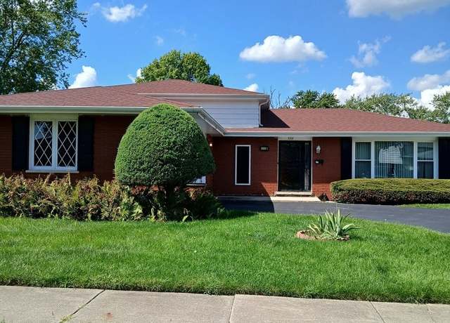 Property at 226 S Hickory St, Glenwood, IL 60425, 3 beds, 1.5 baths