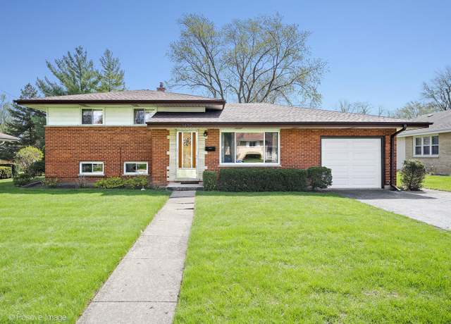 Property at 1430 E Emmerson Ln, Mount Prospect, IL 60056, 4 beds, 1.5 baths