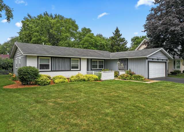Property at 57 Kenilworth Ave, Elk Grove Village, IL 60007, 3 beds, 2 baths