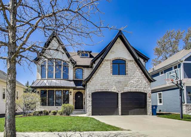 Property at 652 S Swain Ave, Elmhurst, IL 60126, 6 beds, 4.5 baths