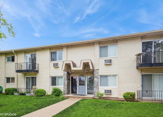 Property at 8880 Golf Rd Unit 1H, Des Plaines, IL 60016, 1 bed, 1 bath