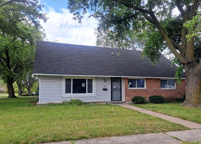 Property at 3830 167th Pl, Country Club Hills, IL 60478, 5 beds, 2 baths