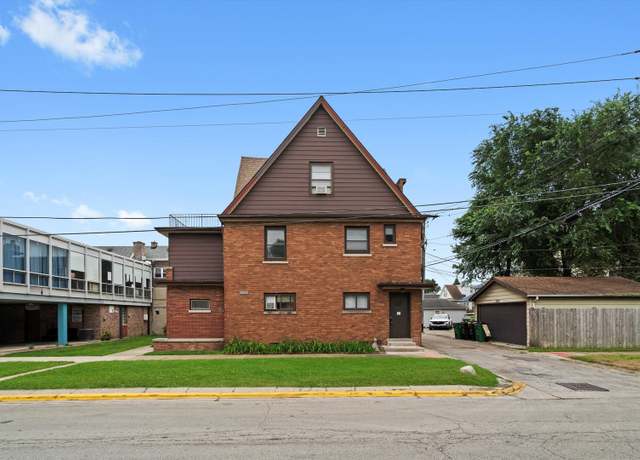 Property at 6810 31st St, Berwyn, IL 60402, 7 beds, 4 baths