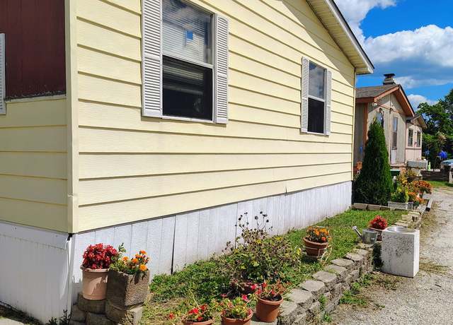 Property at 3326 Old Plank Rd, Park City, IL 60085, 3 beds, 2 baths