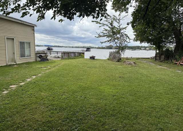 Property at 701 Lake Shore Dr, Wauconda, IL 60084