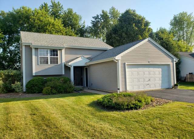 Property at 4708 Southhampton Dr, Island Lake, IL 60042, 3 beds, 2 baths