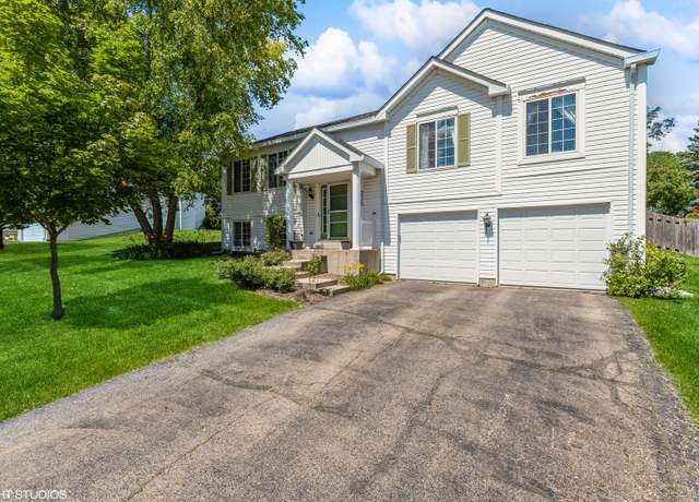 Property at 235 Aberdeen Dr, Algonquin, IL 60102, 3 beds, 3 baths
