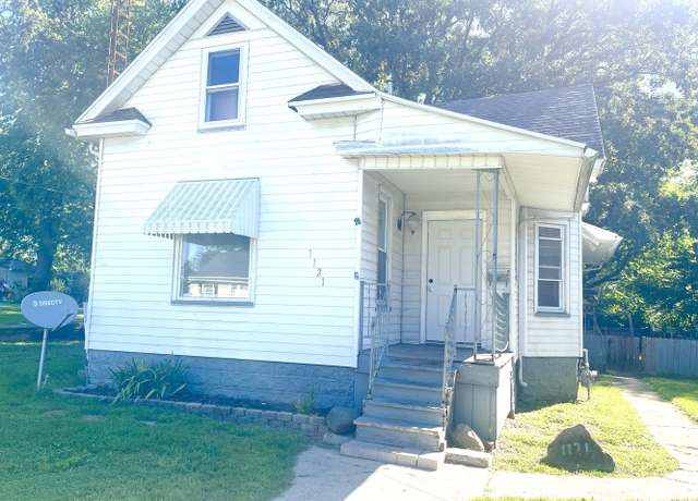Property at 1121 Rock St, Peru, IL 61354, 4 beds, 2 baths