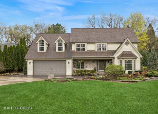Property at 6621 Scott Ln, Crystal Lake, IL 60014, 4 beds, 3.5 baths