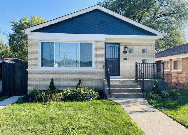 Property at 1409 E 90th St, Chicago, IL 60619, 4 beds, 2.5 baths