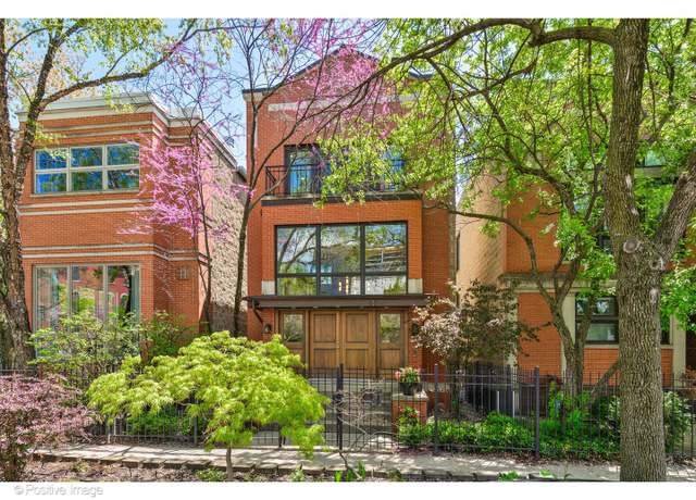 Property at 1241 W Dickens Ave, Chicago, IL 60614, 4 beds, 3.5 baths